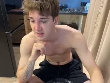 exclusiveflexboy