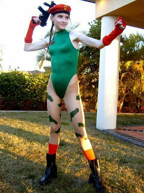 Cosplayer Moya Cammy aka Amiga Cammy — 13
