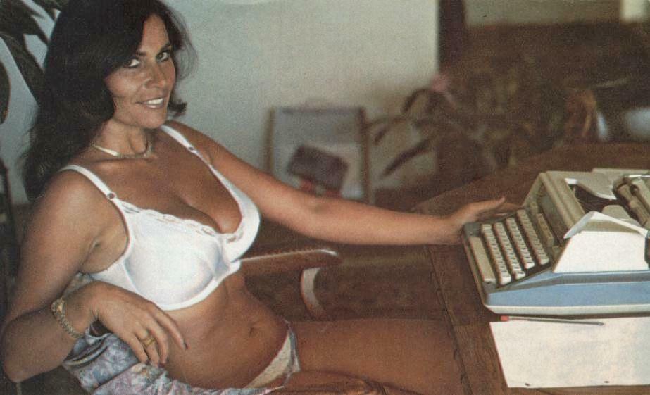 Perfectly Filled Vintage Bras — 46
