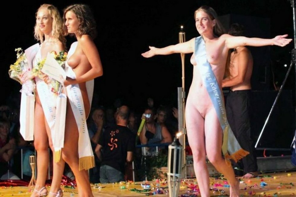 Koversada Nude Dancing in Public | Beauty Contest — 25