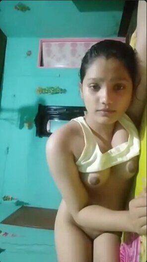 Nude desi girl mms — 6