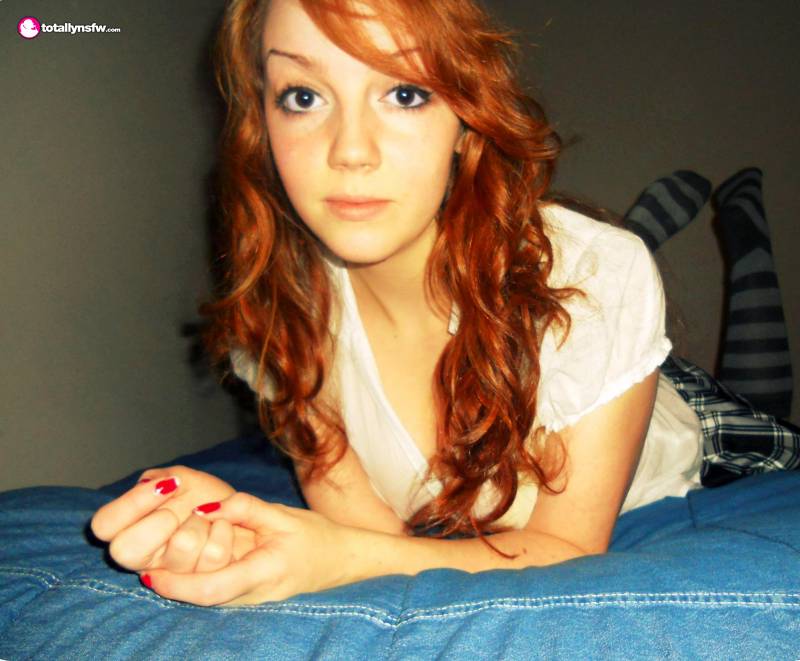 Amateur redhead beauty — 10